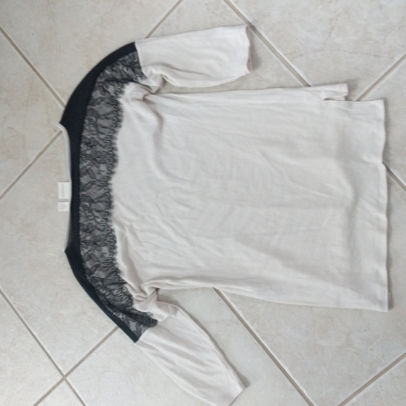 Women's size 0 tan and black top - Picture 5 of 5